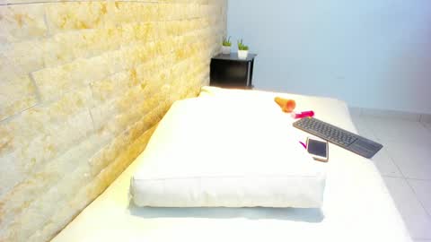 Miaa  online show from December 2024 07:49:02 PM