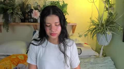 Snapshot of miaa_rose__ chatting on January 2025 05:29:01 AM Miaa online show from January 2025 05:29:01 AM