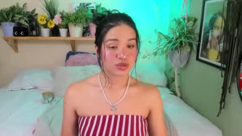 Snapshot of miaa_rose__ chatting on September 2025 02:44:01 AM Miaa online show from September 2025 02:44:01 AM