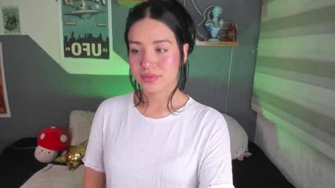 Snapshot of miaa_rose__ chatting on October 2025 05:22:02 PM Miaa online show from October 2025 05:22:02 PM