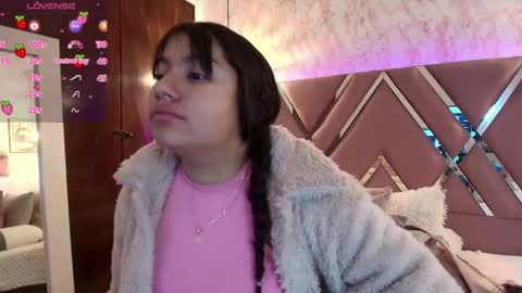 miaa_smiith1 online show from February 2025 12:06:02 PM