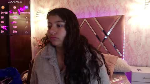 miaa_smiith1 online show from March 2025 12:15:01 PM