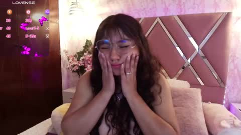 miaa_smiith1 online show from March 2025 03:18:02 PM