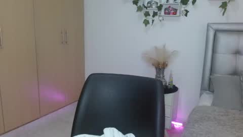 miaa_star_1x online show from April 2026 10:06:01 AM