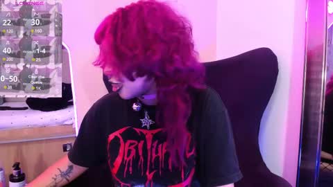 Mia online show from February 2025 03:42:02 PM