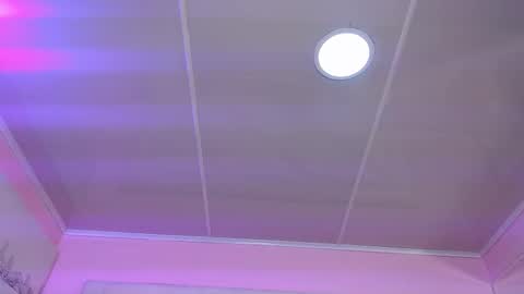 Alexandra online show from November 2025 12:15:02 PM