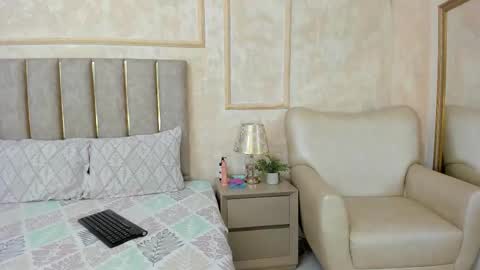 Snapshot of miaasummer chatting on February 2026 11:37:01 AM Miaasummer online show from February 2026 11:37:01 AM