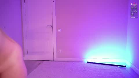 miablueye online show from April 2026 04:51:01 PM