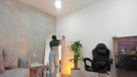 miacooper online show from October 2025 12:14:02 PM