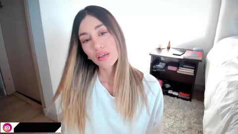 Snapshot of miaduval chatting on December 2024 09:45:01 PM Mia online show from December 2024 09:45:01 PM