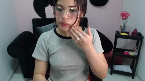 miafuckpussyhard online show from December 2025 12:23:02 PM