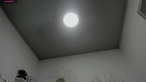 Miah Collins online show from October 2025 11:33:02 AM