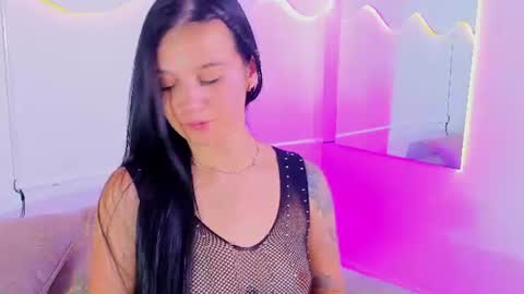 Snapshot of miahansson chatting on June 2026 09:03:01 PM MIA online show from June 2026 09:03:01 PM