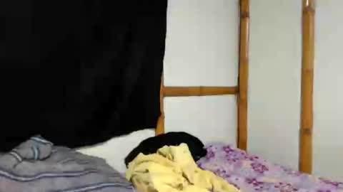 Mia  Sam online show from July 2026 05:20:01 PM