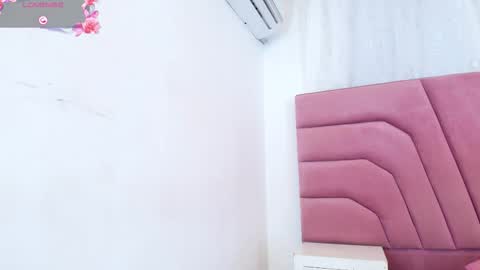 miajhonsonx online show from March 2026 03:26:01 PM