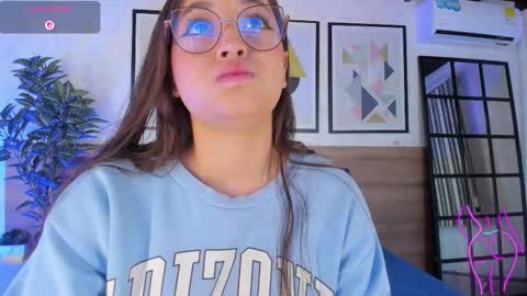 Mia  online show from February 2026 03:21:02 AM