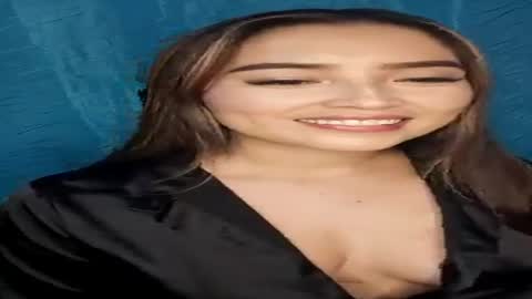 miakolins online show from August 2026 03:17:02 AM