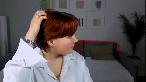 Snapshot of mialacrice chatting on May 2026 07:22:02 PM mialacrice online show from May 2026 07:22:02 PM