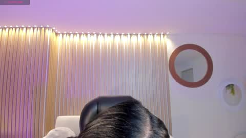 Snapshot of mialaurence_ chatting on April 2026 07:22:01 PM Call me Mia online show from April 2026 07:22:01 PM