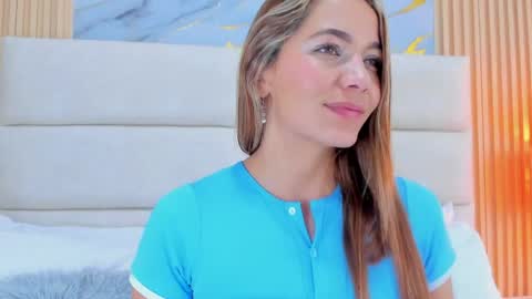 Snapshot of miamalkovaa_ chatting on May 2026 03:08:01 PM Mia Malkova online show from May 2026 03:08:01 PM