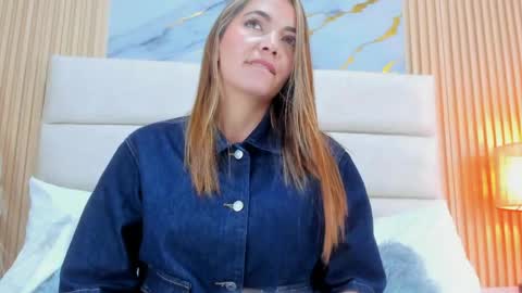 Snapshot of miamalkovaa_ chatting on June 2026 04:09:01 PM Mia Malkova online show from June 2026 04:09:01 PM