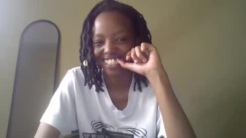 Muffin online show from March 2026 03:39:02 AM