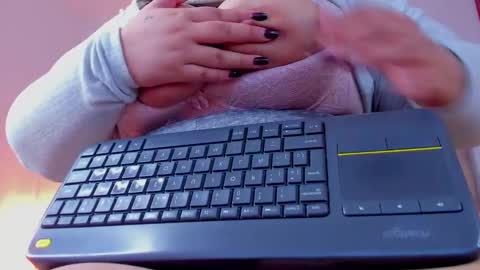 Snapshot of miamiller04 chatting on November 2025 12:55:02 AM mia miller online show from November 2025 12:55:02 AM