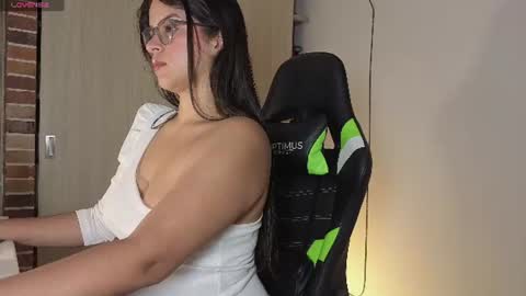 Snapshot of miamillerr_28 chatting on July 2026 07:57:01 AM Mia online show from July 2026 07:57:01 AM
