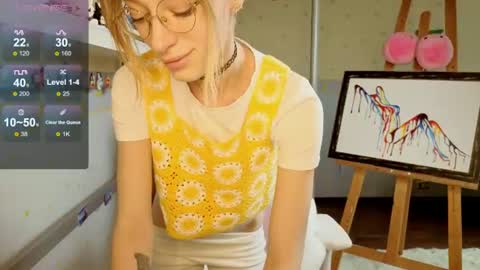 MiaMoon online show from June 2026 01:53:02 PM