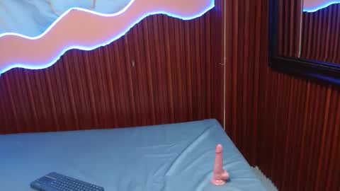 miaparadise303av online show from March 2026 03:23:01 PM