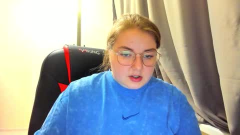 Snapshot of miapisa chatting on October 2025 03:02:01 PM miapisa online show from October 2025 03:02:01 PM