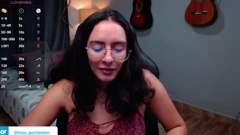 MIAPORTMANN online show from January 2025 12:15:01 PM