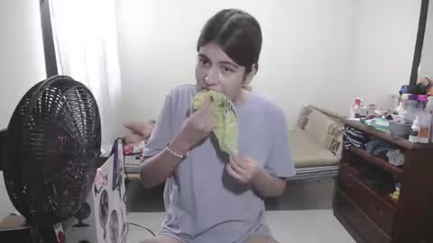 Ramona Badwolf online show from November 2025 07:48:02 PM