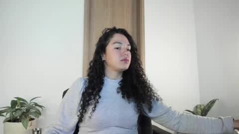 Mia Rouse online show from May 2026 06:02:02 PM