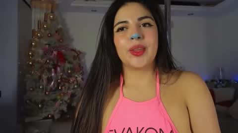 Snapshot of miasavagex18 chatting on December 2024 03:04:02 AM MiaHancock online show from December 2024 03:04:02 AM