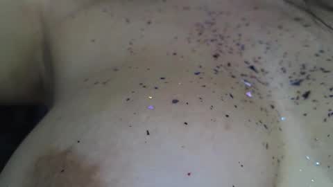 Snapshot of miasavagex18 chatting on January 2025 06:05:01 AM MiaHancock online show from January 2025 06:05:01 AM