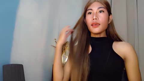 Snapshot of miasex980271 chatting on April 2026 12:31:01 AM miasex980271 online show from April 2026 12:31:01 AM