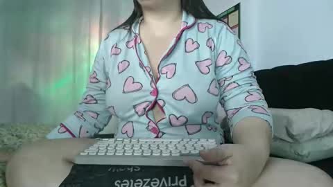 Snapshot of miasp chatting on May 2026 10:50:03 PM MiaSP online show from May 2026 10:50:03 PM