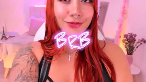 Mia Thaylor online show from December 2025 01:13:01 AM