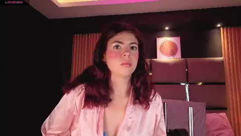 Snapshot of miatorres4 chatting on June 2026 11:25:01 AM miatorres4 online show from June 2026 11:25:01 AM