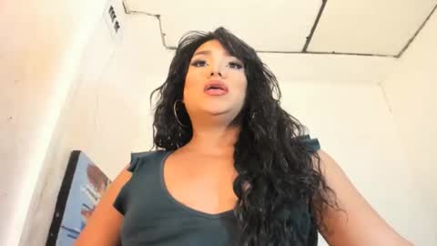 miavaniity54 online show from September 2025 09:15:02 PM