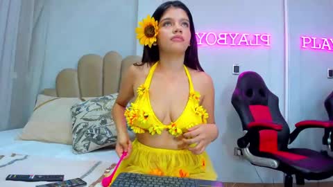 miawalkers online show from February 2025 03:42:01 AM