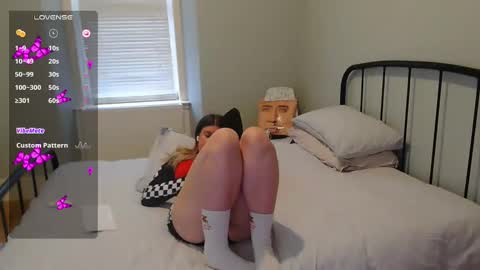 Mia  online show from February 2025 03:08:01 PM