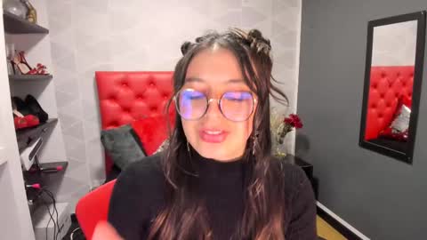 M I A W I L S online show from February 2025 11:04:02 PM