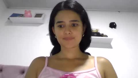 Snapshot of micaelamoreno18 chatting on May 2026 02:14:02 PM micaelamoreno18 online show from May 2026 02:14:02 PM