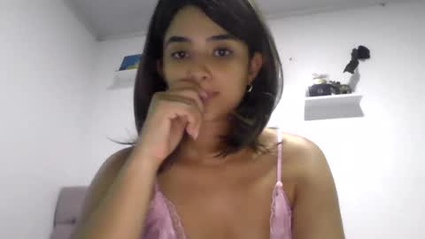 Snapshot of micaelamoreno18 chatting on July 2026 04:43:02 AM micaelamoreno18 online show from July 2026 04:43:02 AM