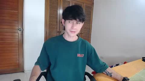 Snapshot of michaeel_blue chatting on June 2026 07:56:02 PM Michael online show from June 2026 07:56:02 PM