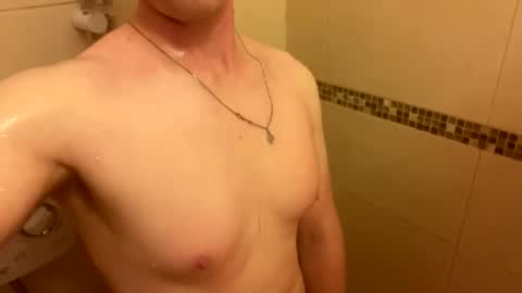 Snapshot of michael320660 chatting on November 2025 09:07:01 PM Michael hard online show from November 2025 09:07:01 PM