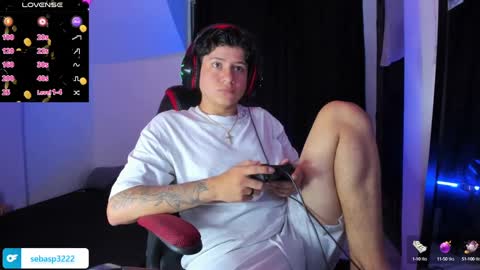 Snapshot of michael_kendall0 chatting on December 2024 12:04:01 AM michael independent model  online show from December 2024 12:04:01 AM