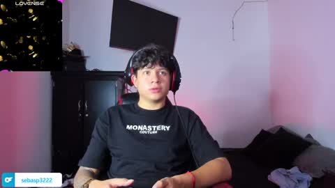 Snapshot of michael_kendall0 chatting on January 2025 11:34:02 PM michael independent model  online show from January 2025 11:34:02 PM